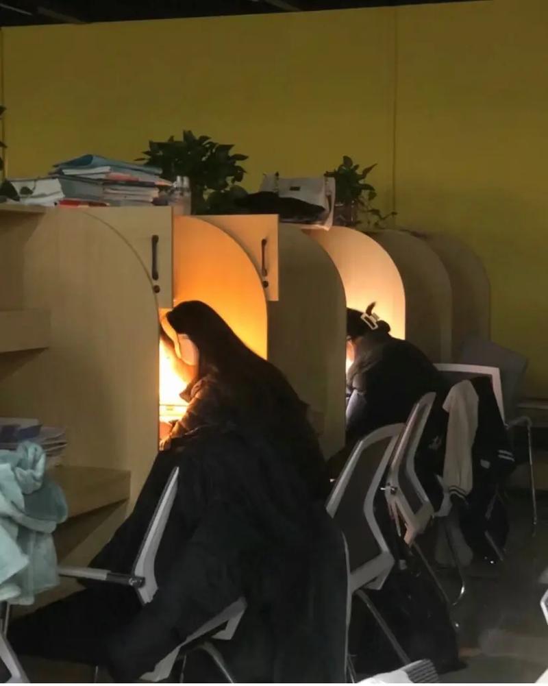 探索AI动漫学习室：品牌支持下的艺术与技术融合